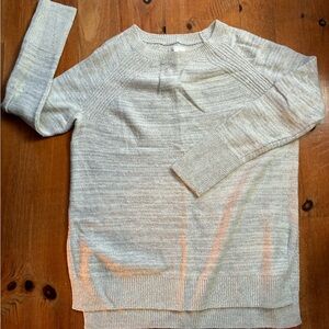 Lou & Grey Light Gray Crew Neck Sweater